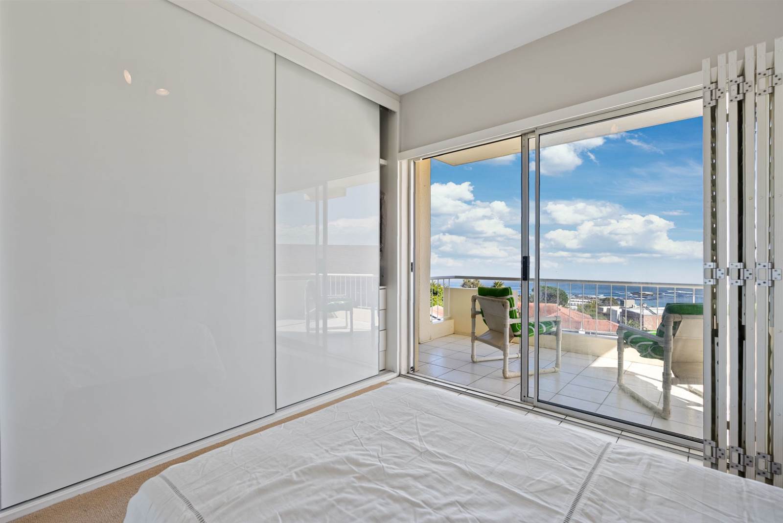 2 Bed Apartment in Camps Bay photo number 14