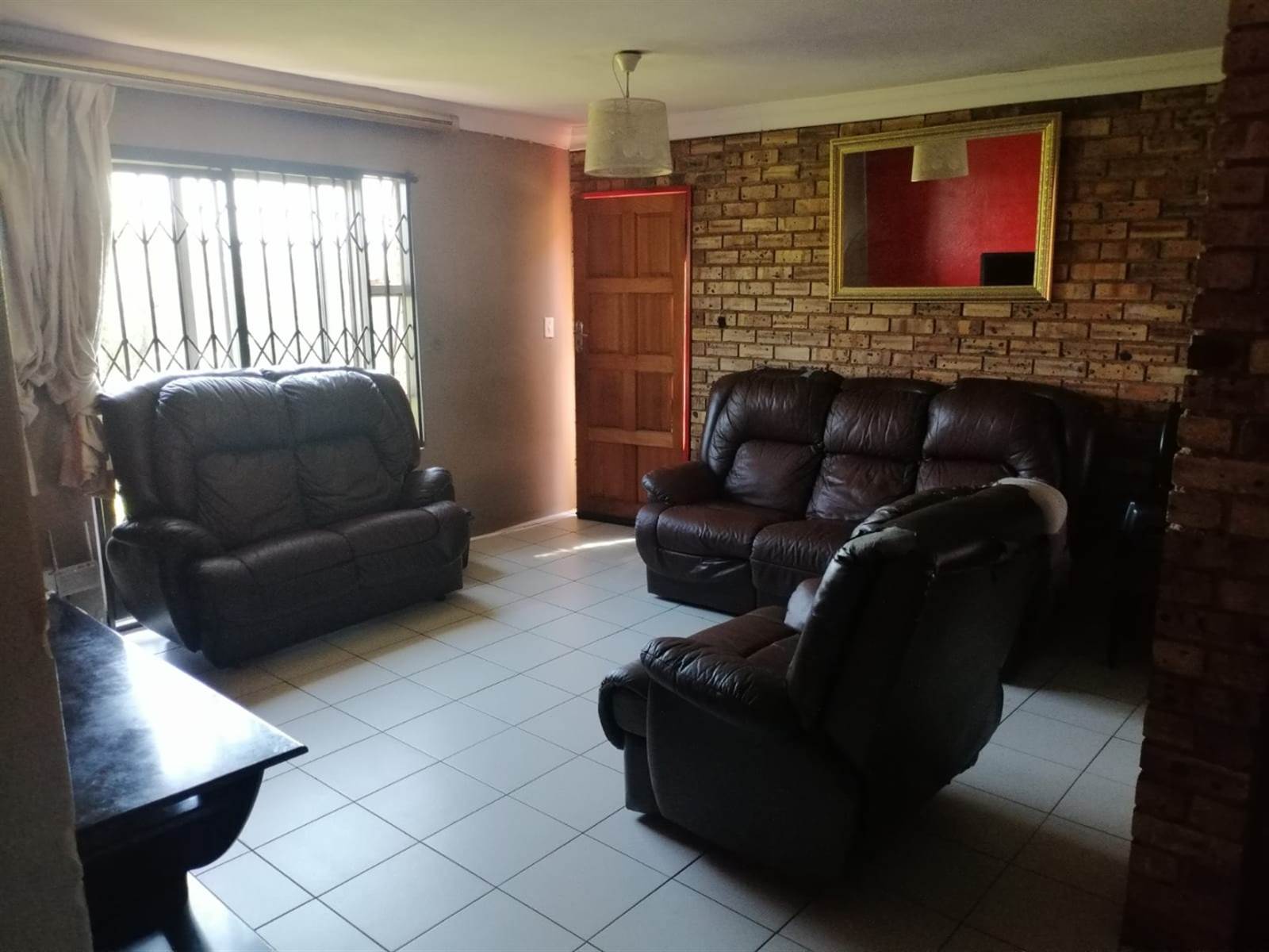 3 Bed Apartment in Naturena photo number 4