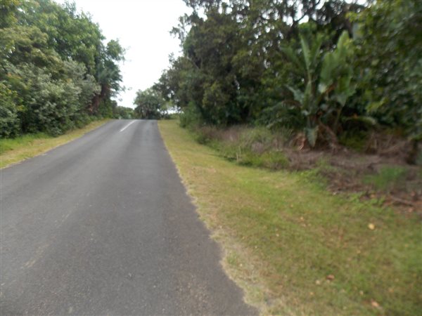 1627 m² Land available in Glenmore