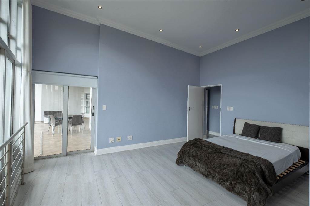 3 Bed Apartment in Riviera photo number 8