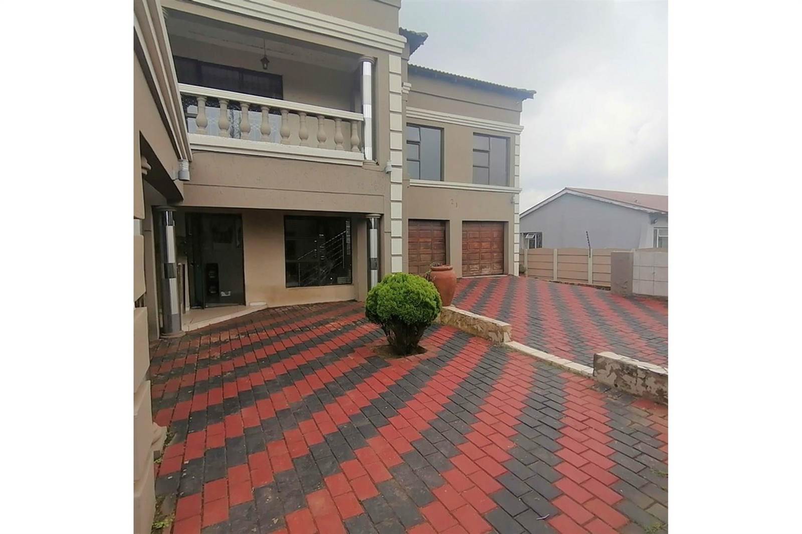 4 Bed House in Meyerton South photo number 1