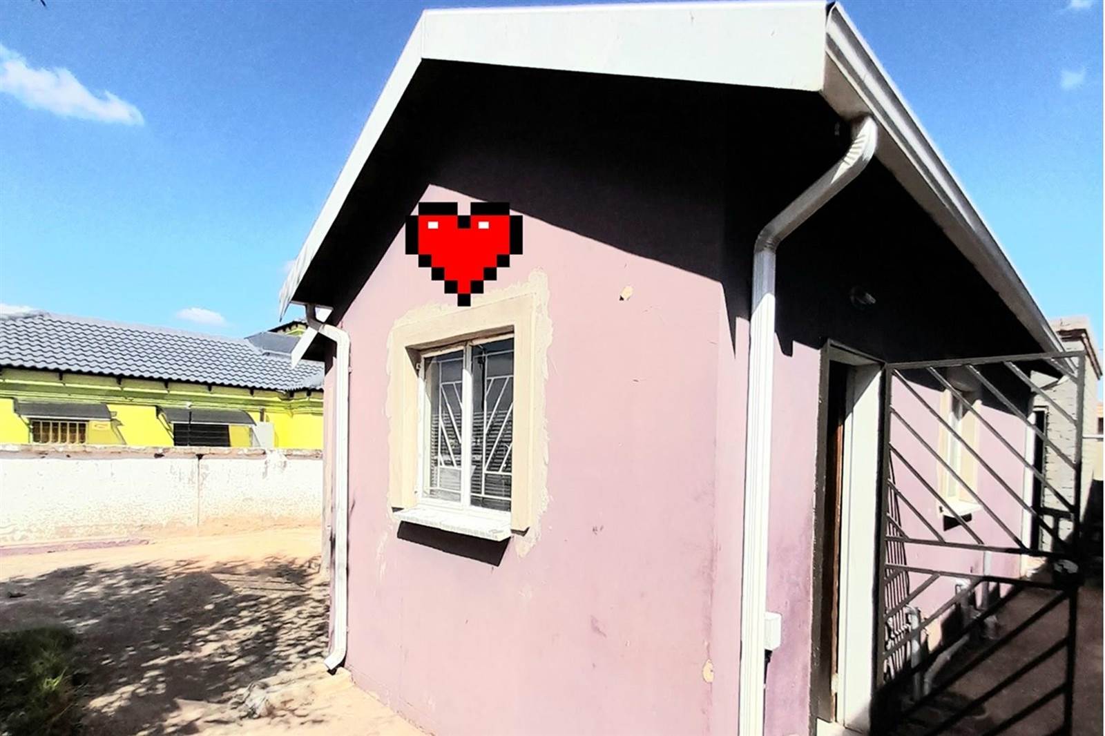 2 Bed House in Soshanguve B photo number 19