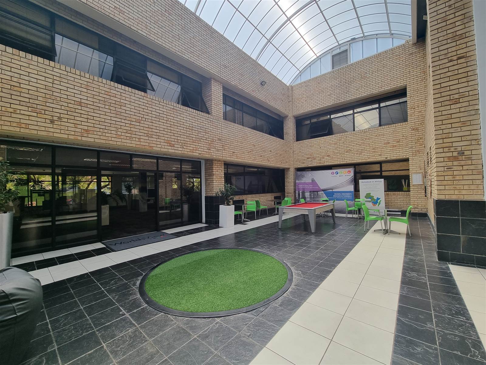 1832  m² Commercial space in Woodmead photo number 6