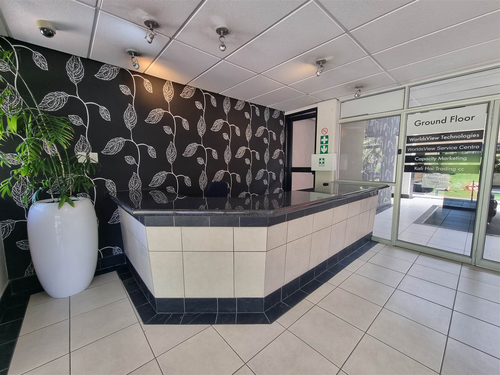 1832  m² Commercial space in Woodmead photo number 1