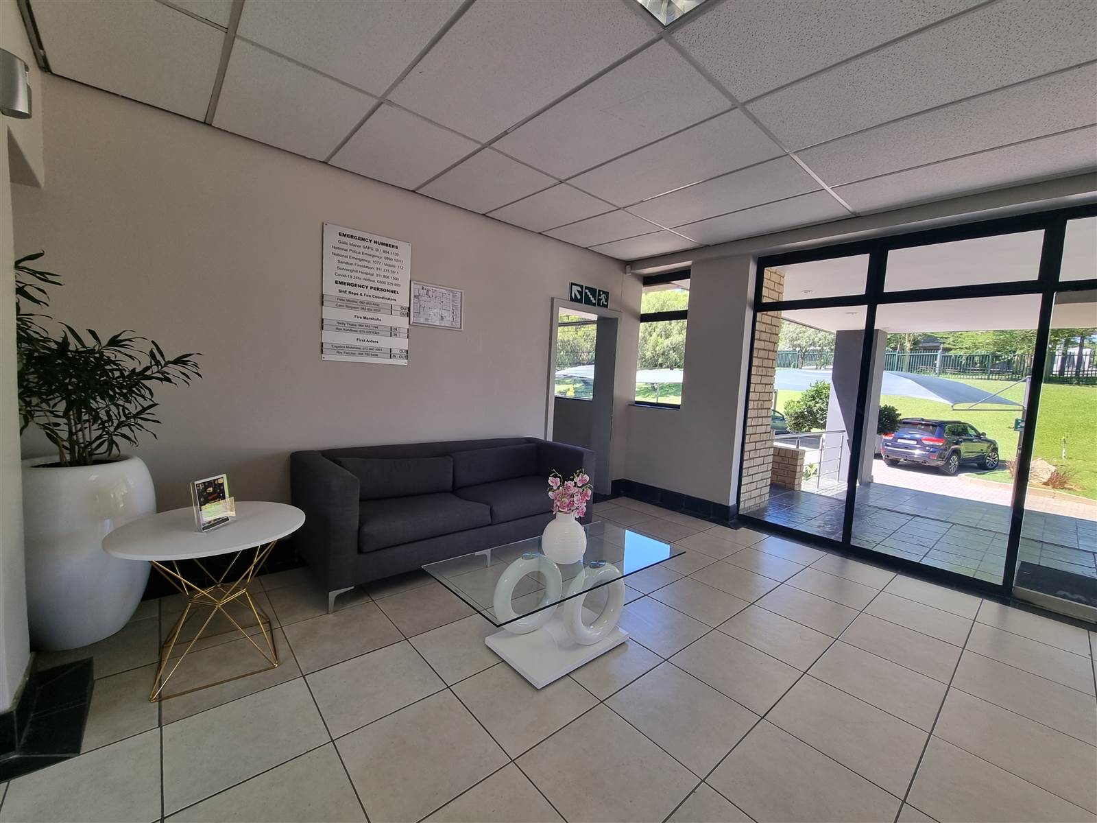 1832  m² Commercial space in Woodmead photo number 2