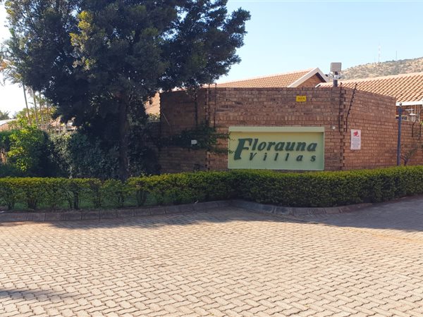 3 Bed Townhouse in Florauna