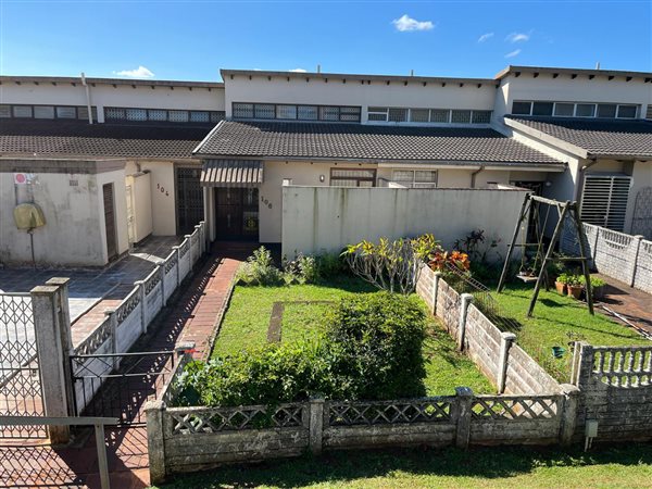 2 Bedroom Duplex 2 Bedroom Duplex