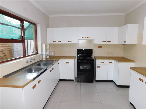 3 Bedroom Townhouse