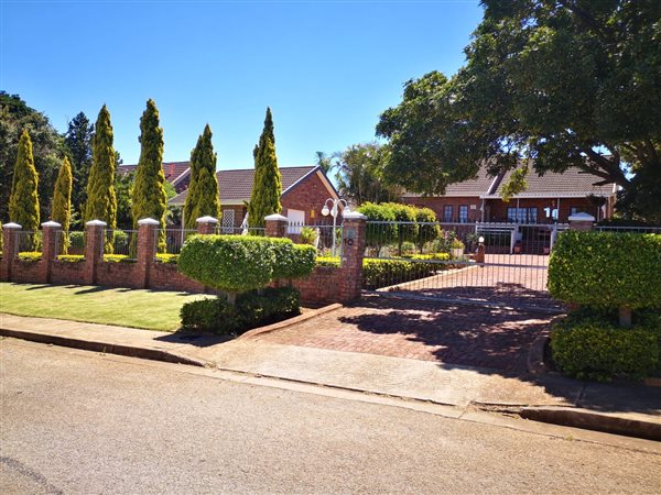3 Bedroom House 3 Bedroom House