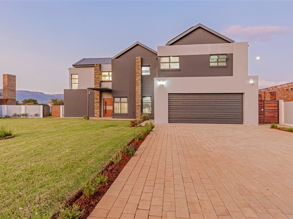 4 Bedroom House