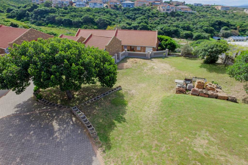 517 m² Land available in Stilbaai photo number 8
