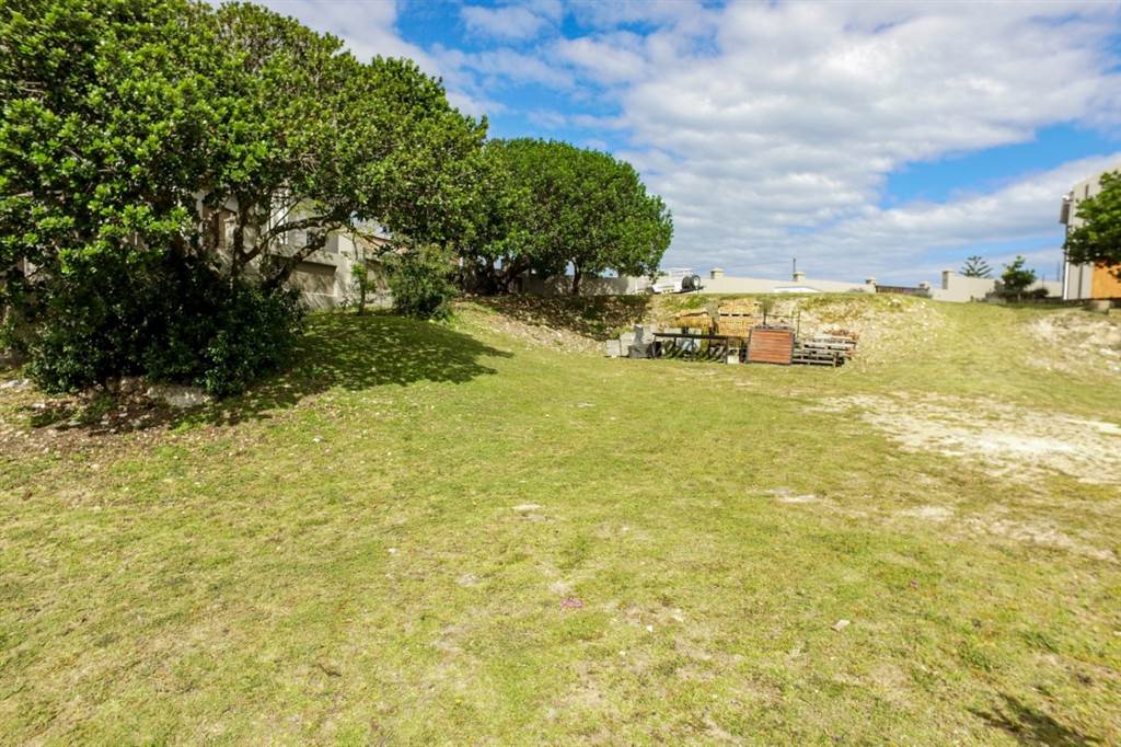 517 m² Land available in Stilbaai photo number 3