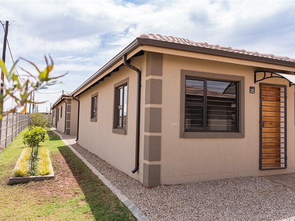 3 Bedroom House 3 Bedroom House