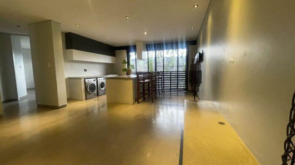 2 Bed Apartment in Polokwane Central photo number 4