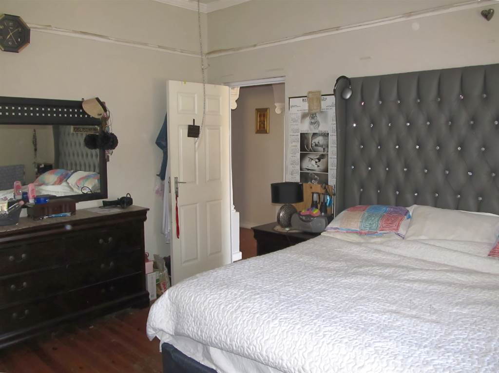 3 Bed House in Parow Central photo number 10