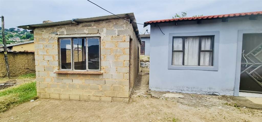 2 Bed House in Umlazi photo number 4