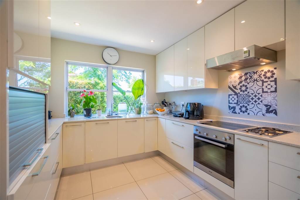 4 Bed House in Mt Edgecombe Estate 1 & 2 photo number 17
