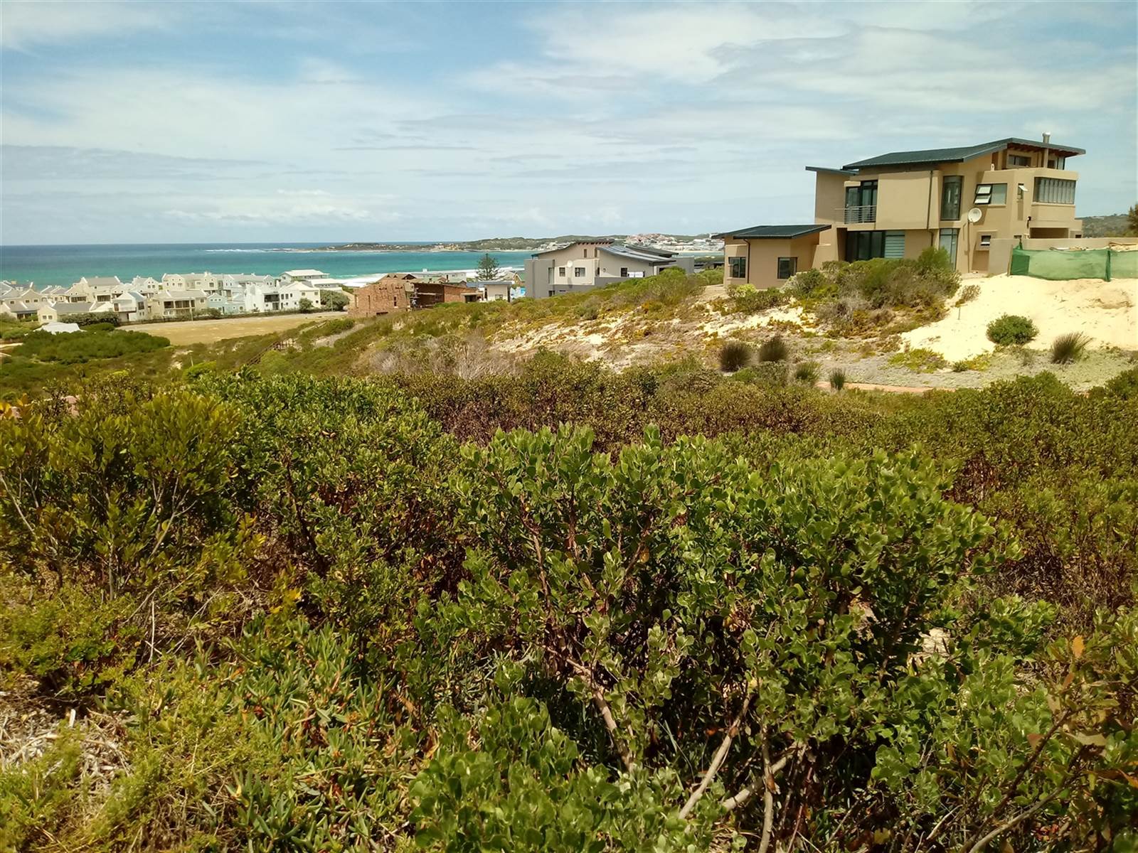 637 m² Land available in Stilbaai photo number 1