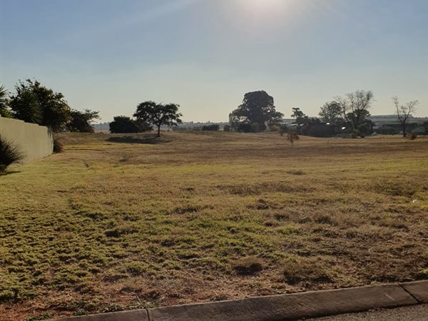 1200 m² Land available in Serengeti