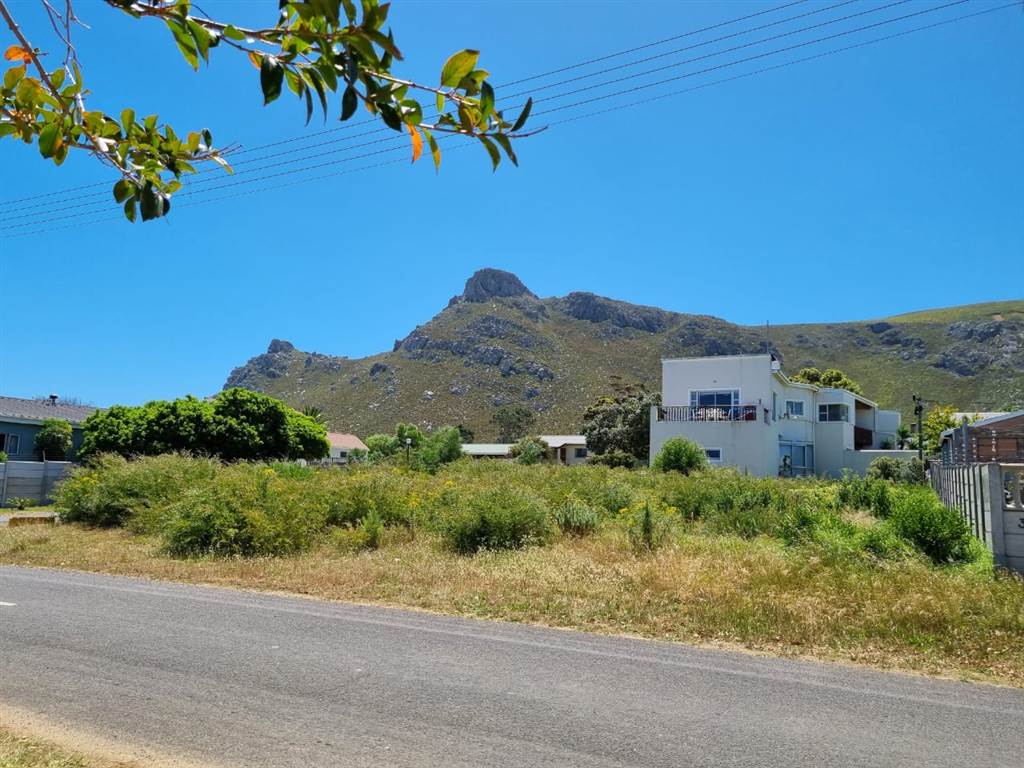 595 m² Land available in Kleinmond photo number 1