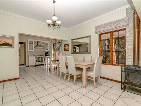 4 Bed Townhouse in Olivedale