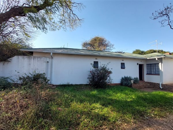 3 Bedroom House 3 Bedroom House