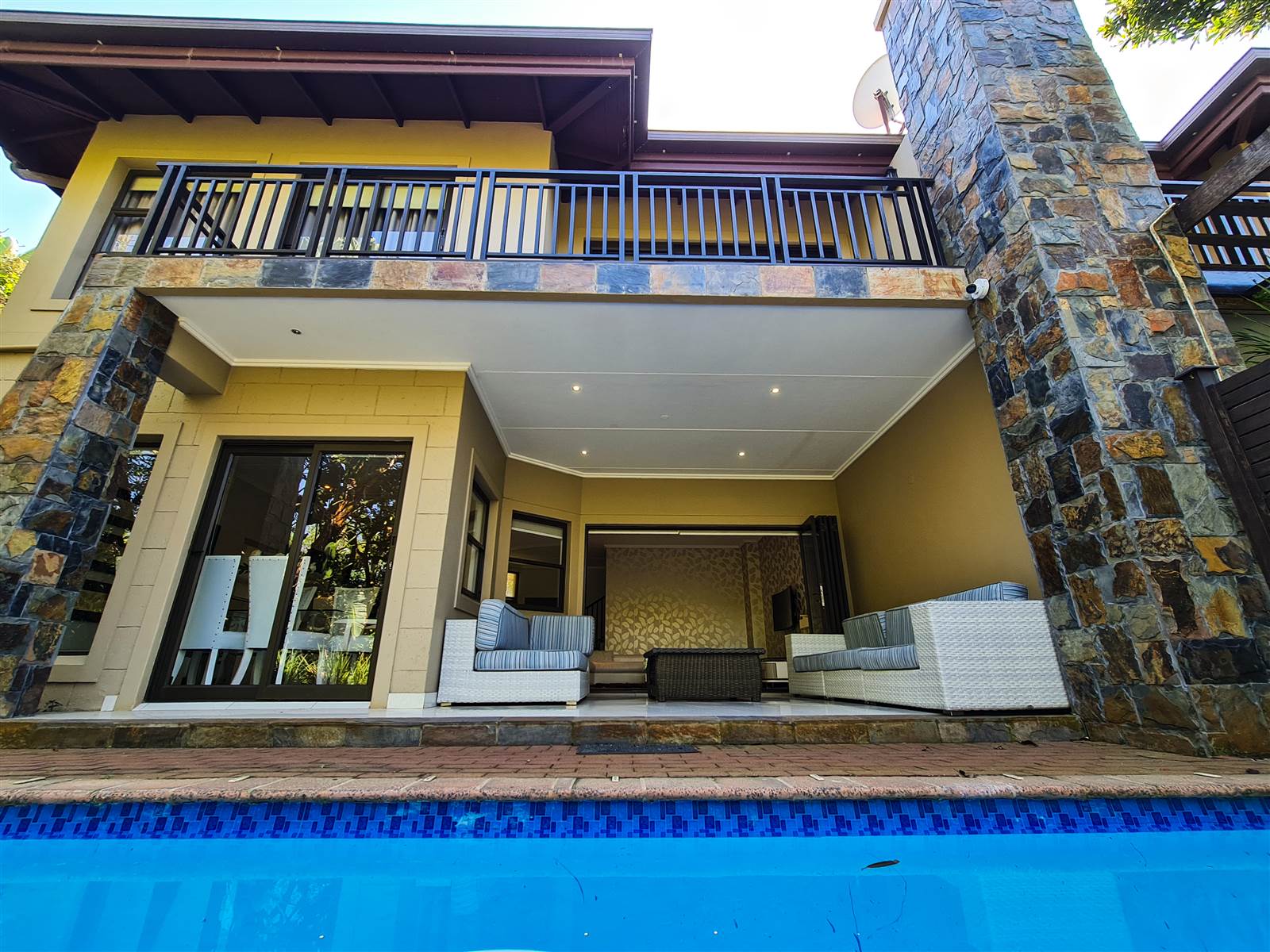 4 Bed Townhouse in Zimbali Estate photo number 3