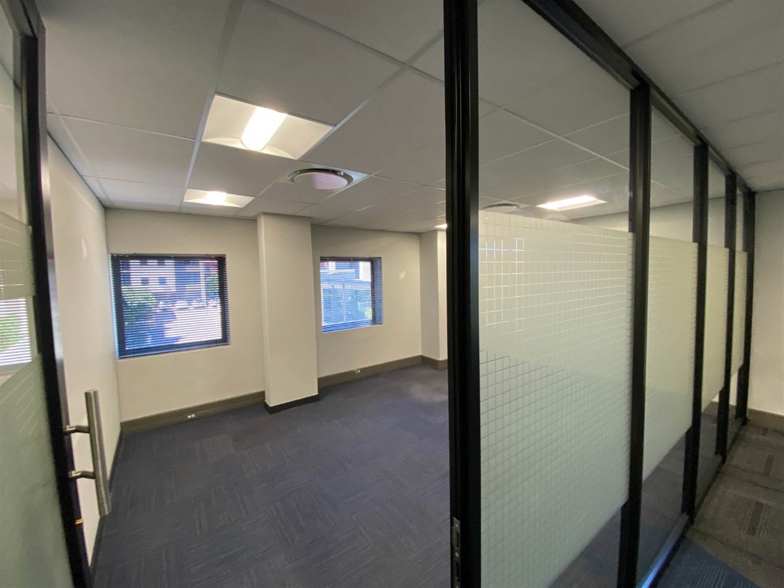 448  m² Commercial space in Parktown photo number 7