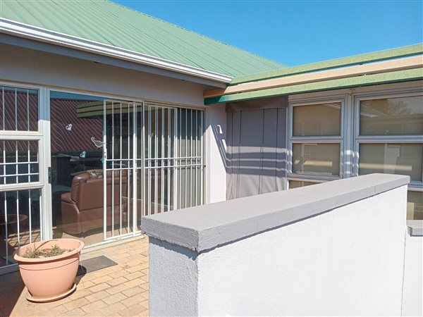 1 Bedroom Simplex