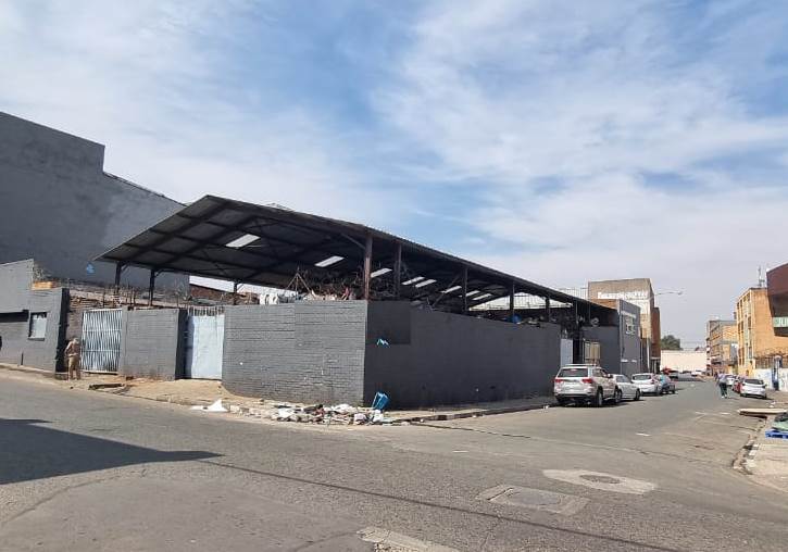 890  m² Commercial space in Jeppestown photo number 2