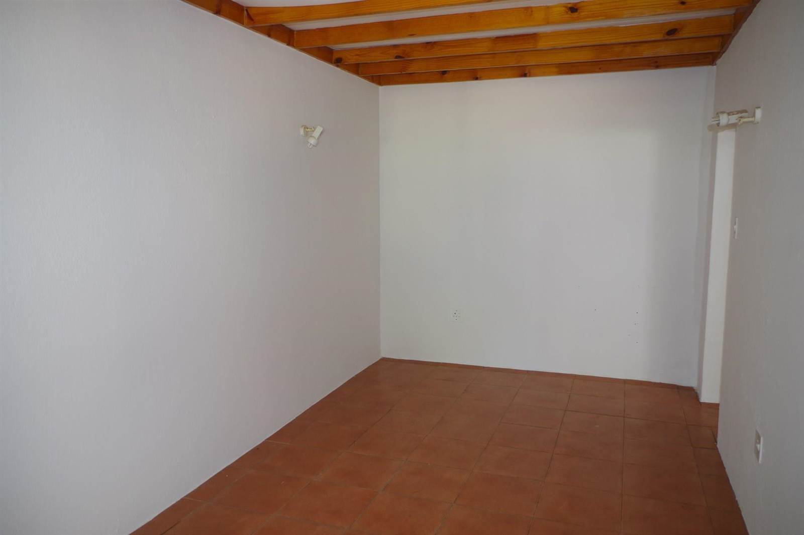 3 Bed House in Risidale photo number 25