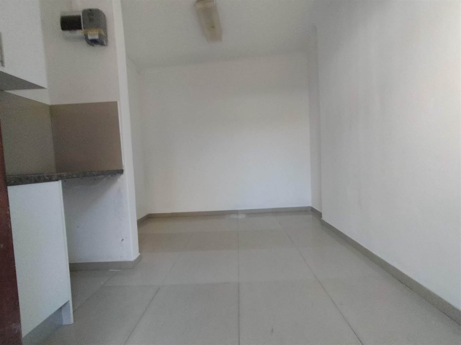 1 Bed Apartment in Flamingo Vlei photo number 10