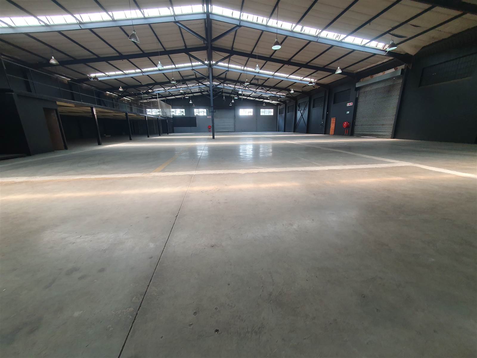 2056  m² Industrial space in Ormonde photo number 8