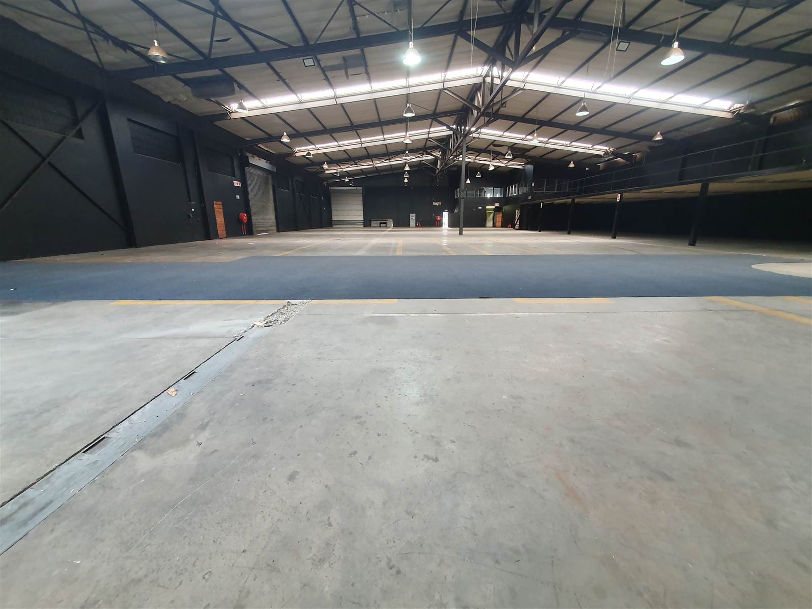 2056  m² Industrial space in Ormonde photo number 6