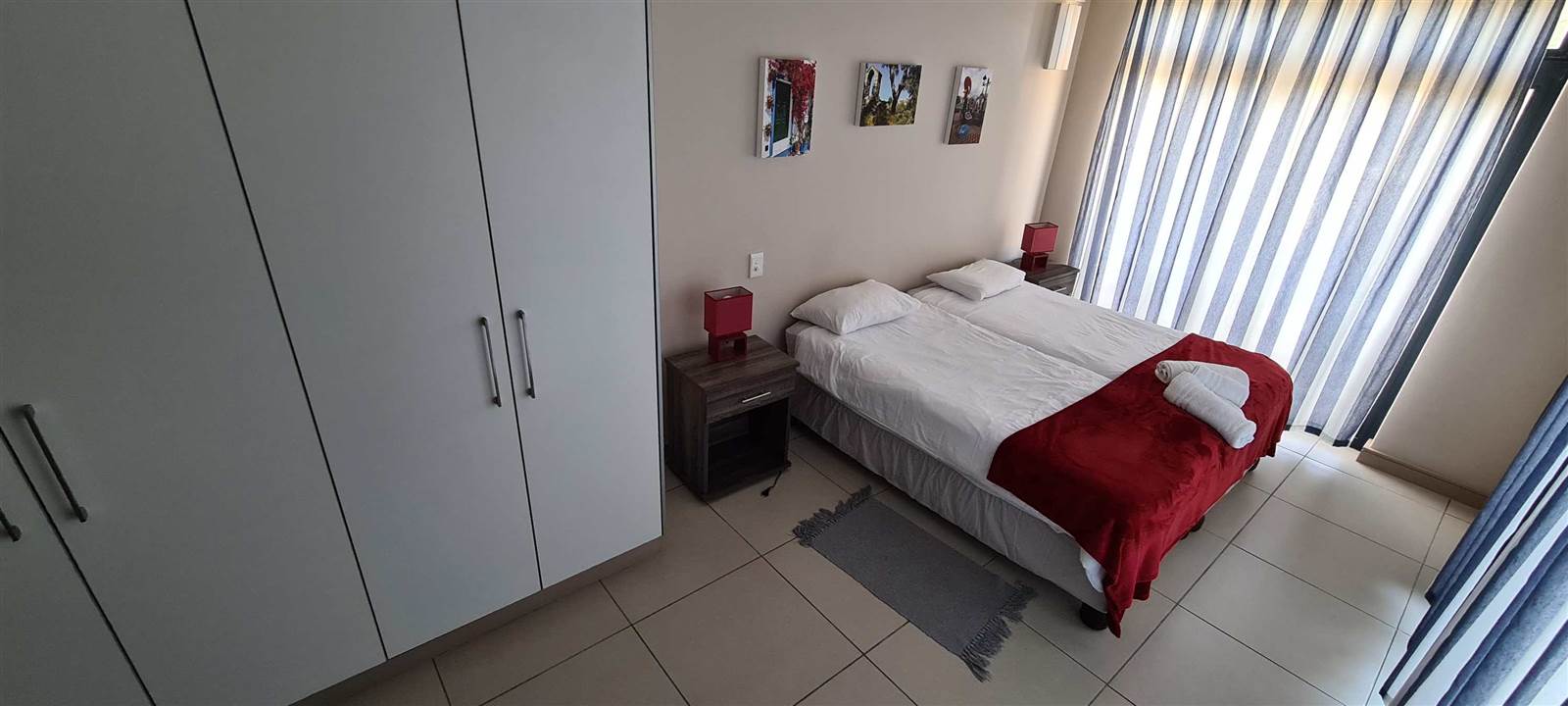 2 Bed Apartment in Herolds Bay photo number 8