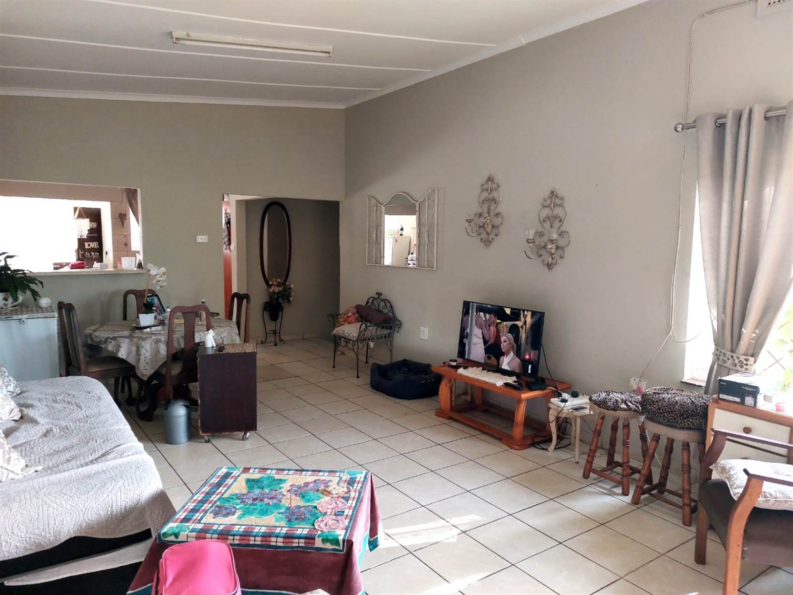3 Bed Townhouse in Uvongo photo number 15