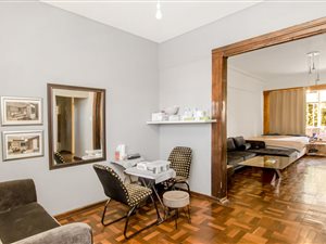 1 Bed Apartment in Parktown