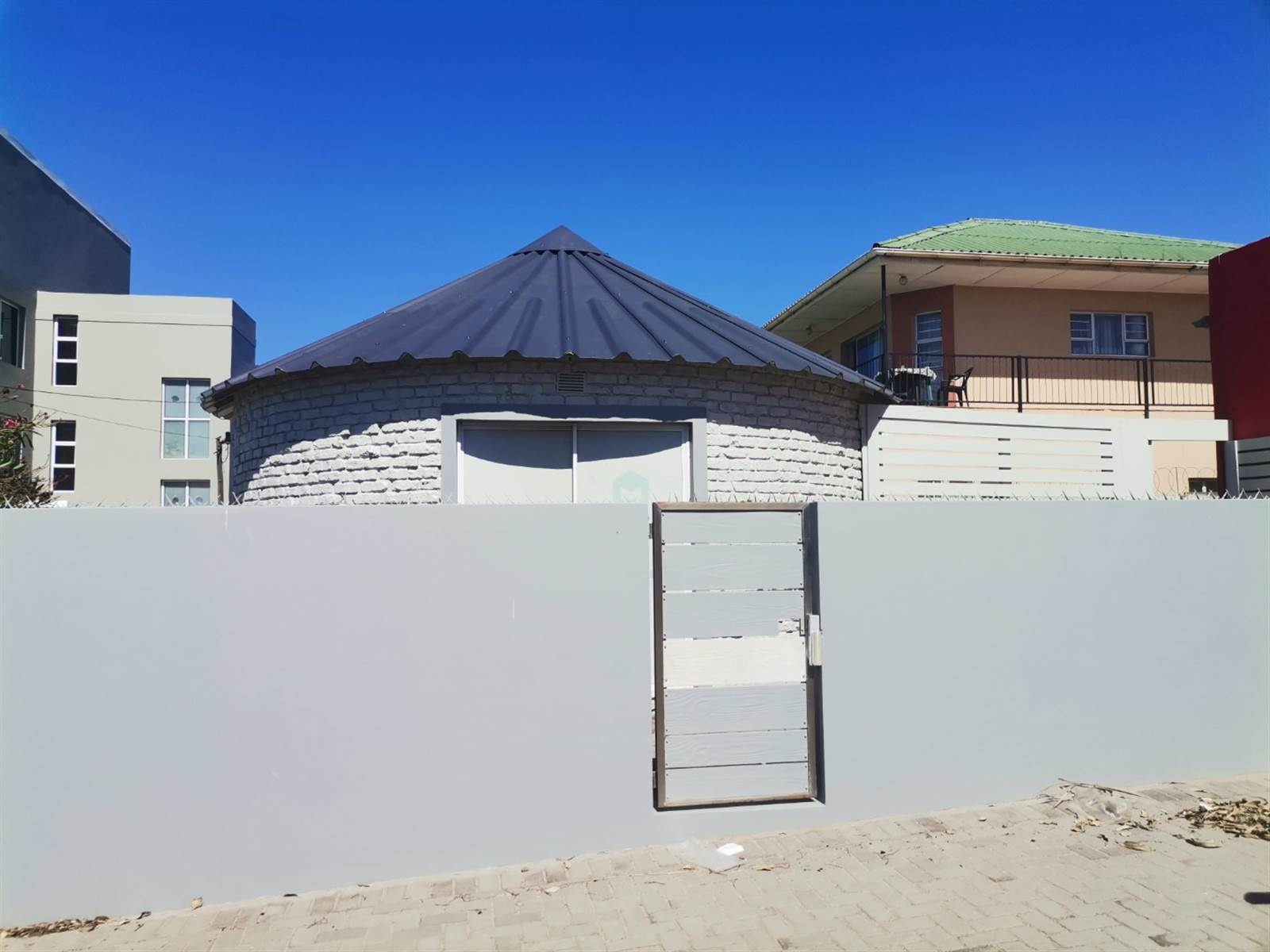 12  m² Commercial space in Jeffreys Bay photo number 2