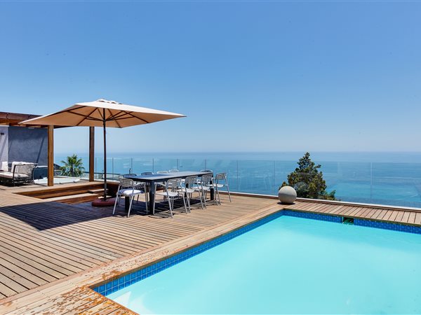 3 Bed Apartment in Bantry Bay