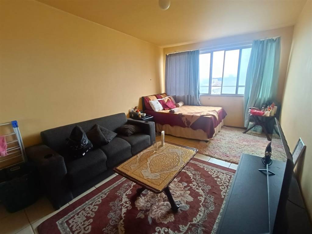 1 Bed Apartment for sale in Durban CBD T4801010 Private Property