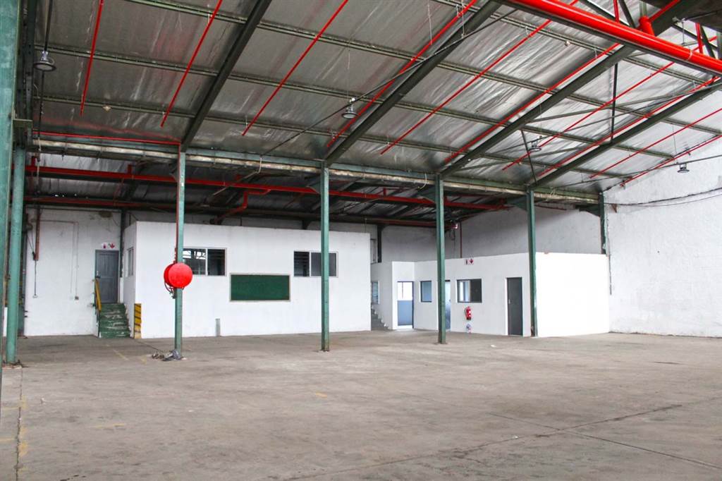 1950  m² Industrial space in Tongaat Central photo number 9