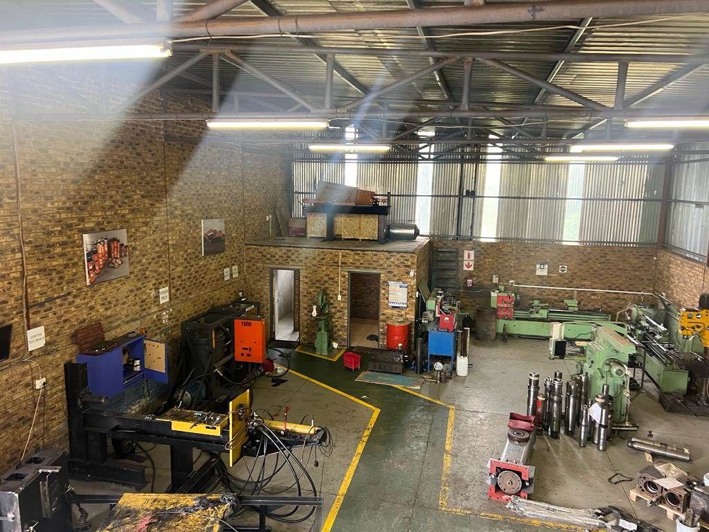 295  m² Industrial space in Putfontein photo number 3