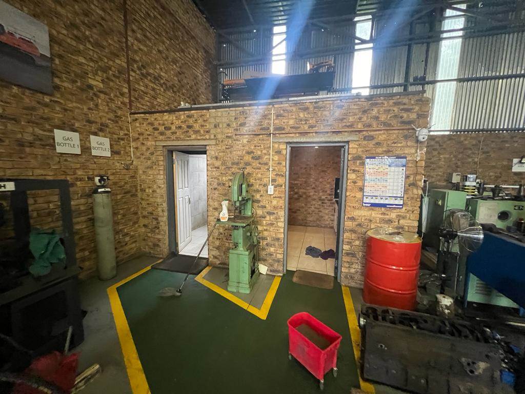 295  m² Industrial space in Putfontein photo number 6