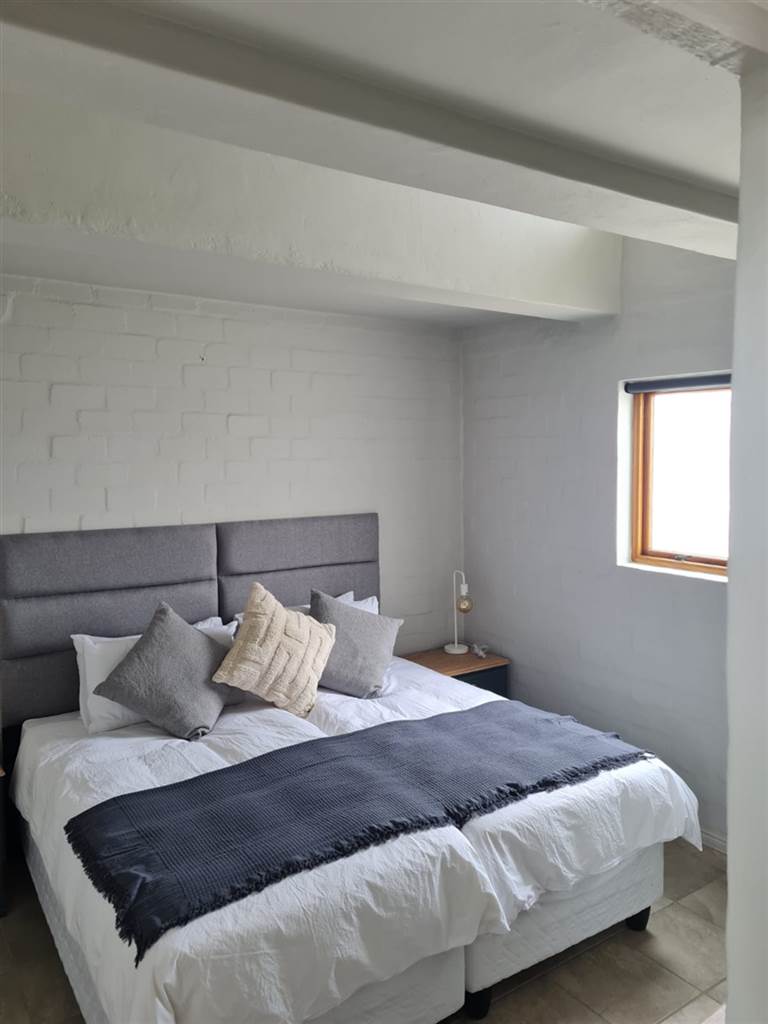 2 Bed Apartment in Dwarskersbos photo number 11