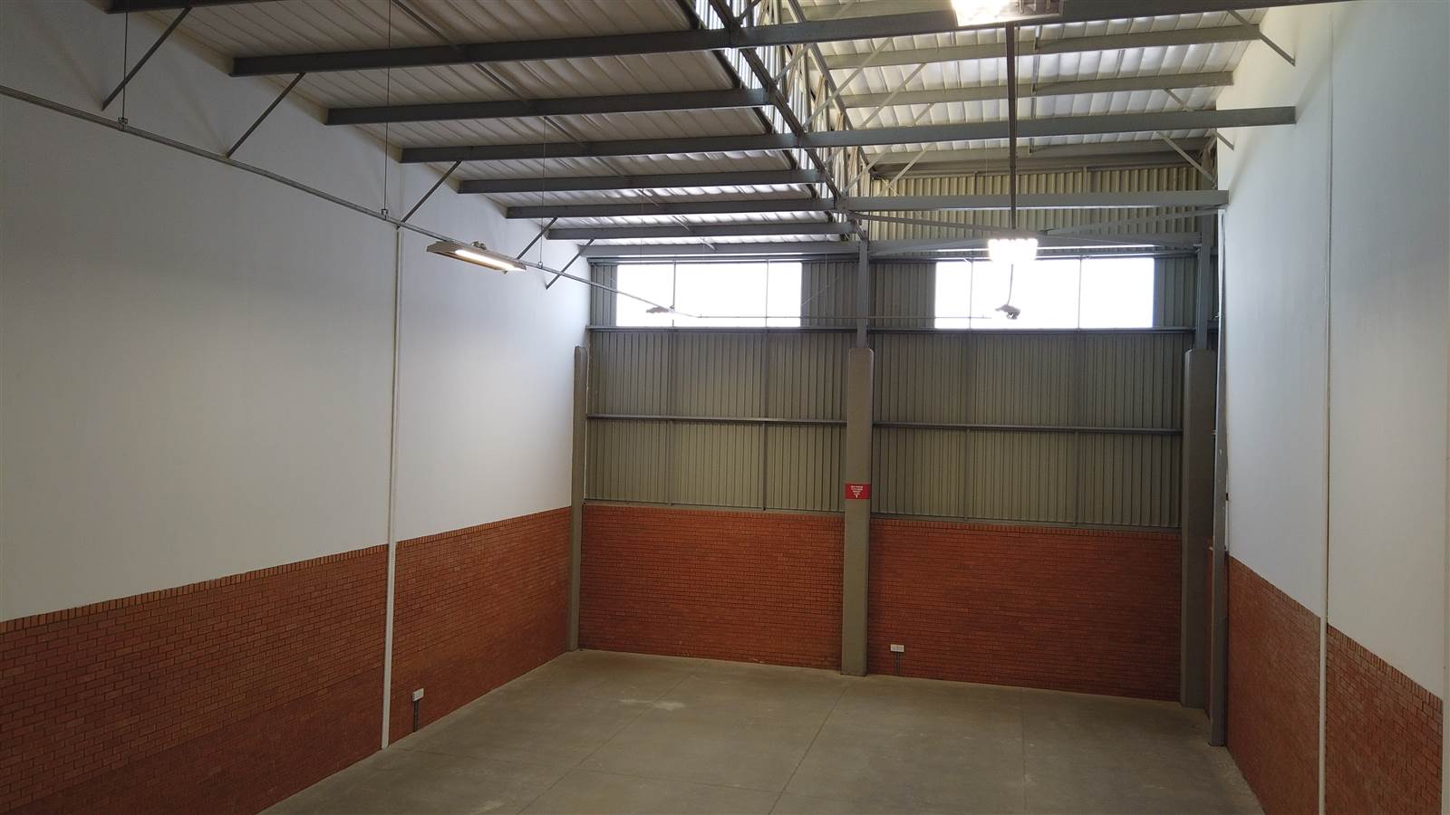 344  m² Industrial space in Linbro Park photo number 11