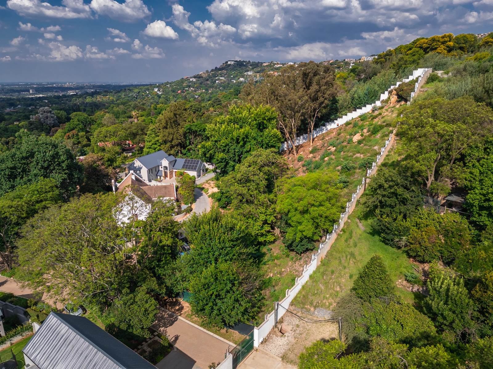 1509 m² Land available in Northcliff photo number 4