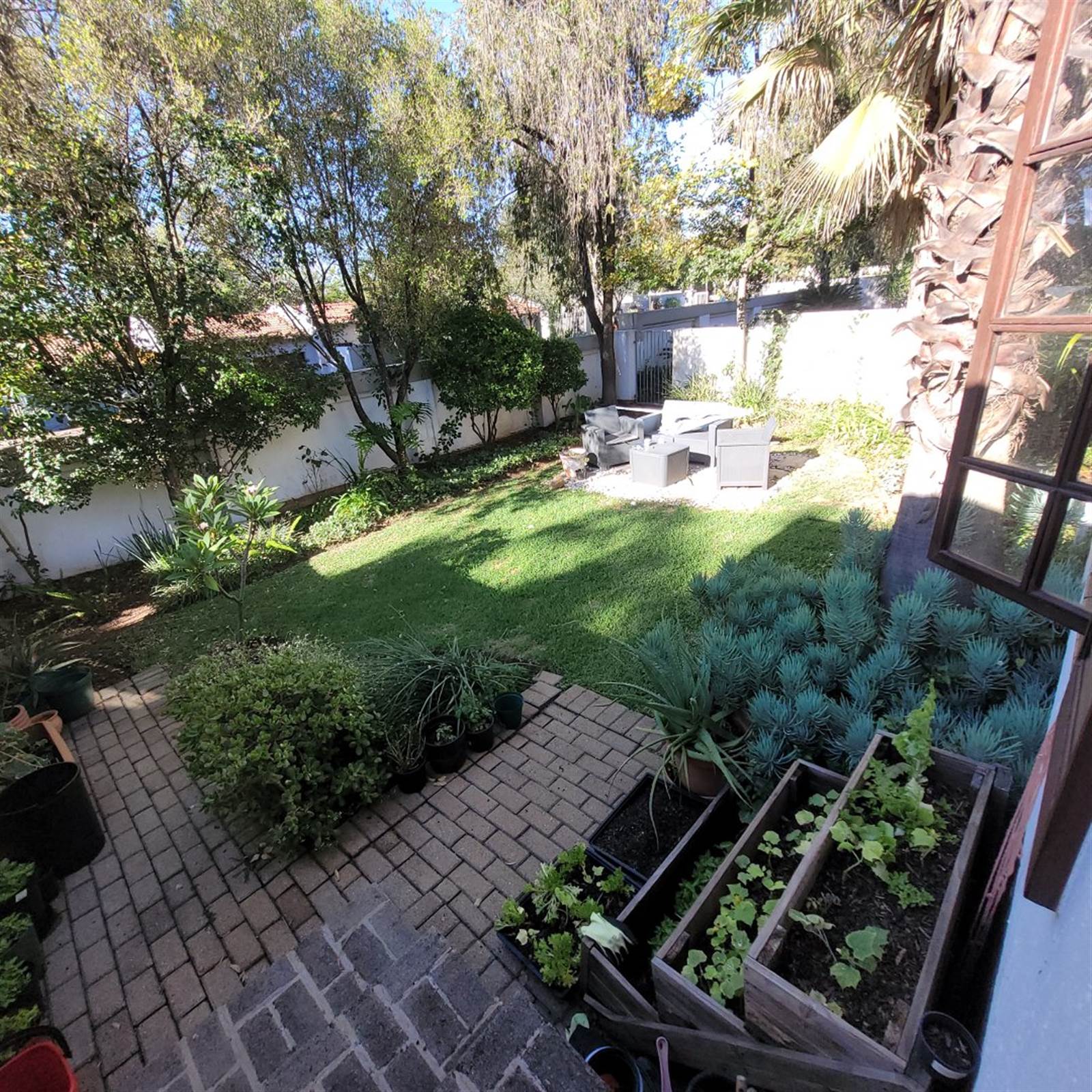 2 Bed Townhouse in Lonehill photo number 1