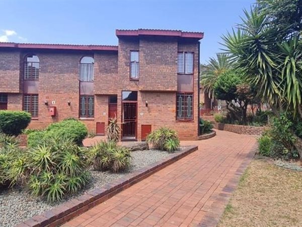 2 Bedroom Townhouse