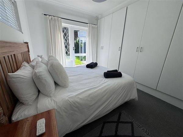2 Bedroom House 2 Bedroom House