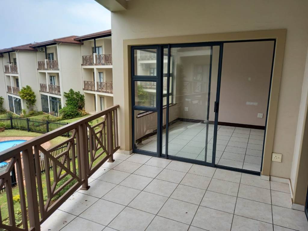 3 Bed Apartment in Uvongo photo number 17
